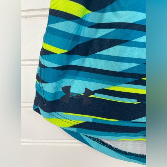 Under Armour Blue Neon Loose Fit Heatgear Drawstring Patterned Athletic Shorts - Picture 8 of 10